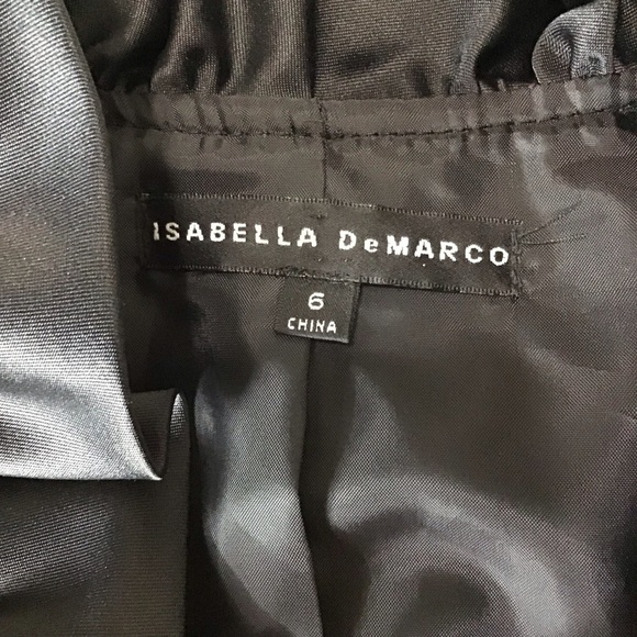 Chic Black Ruffled Blazer - Picture 6 of 11